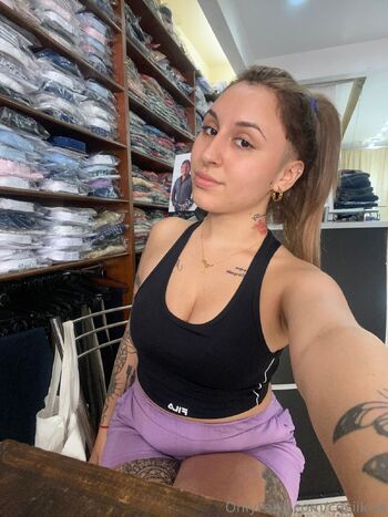 Cecilia Andre / ceciikiss nude photo #14