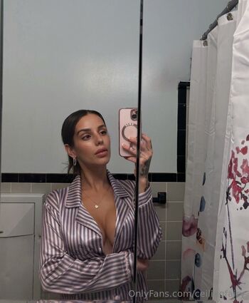 Valentina the Bra / ceilingfairy nude photo #7