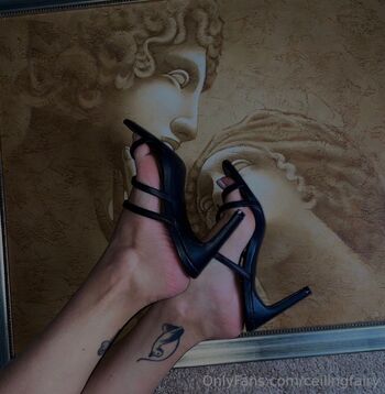 Valentina the Bra / ceilingfairy nude photo #16