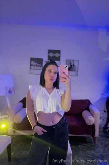 OnlyFans / celesteishere nude photo #1