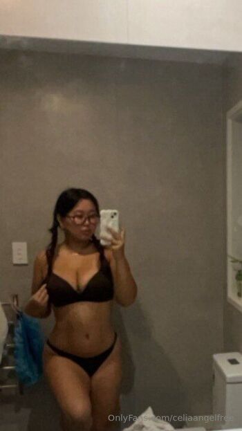 CeliaAngelFre / celiaangelfree nude photo #4