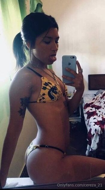 Cerez / cereza_21 nude photo #9