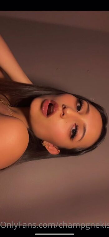 champgnekis / champgnekiss nude photo #27
