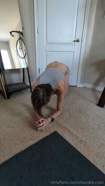 Chandra Rya / chandra.ryan nude photo #3