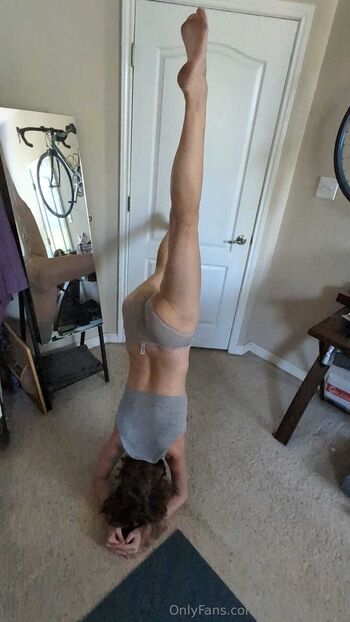 Chandra Rya / chandra.ryan nude photo #12