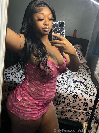 Made In Chyn / chanelkira / kissesinchyna_ / whoischrm nude photo #4