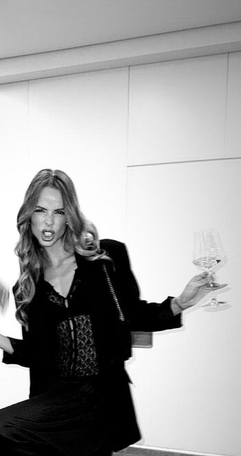 Taylor (1 Peachy GF in OF / chant4y nude photo #19