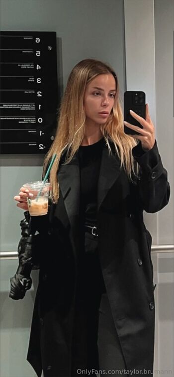 Taylor (1 Peachy GF in OF / chant4y nude photo #22