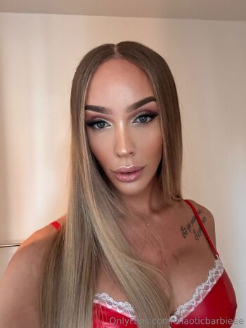 Athena Gorgeous TS gir / chaoticbarbieee nude photo #27