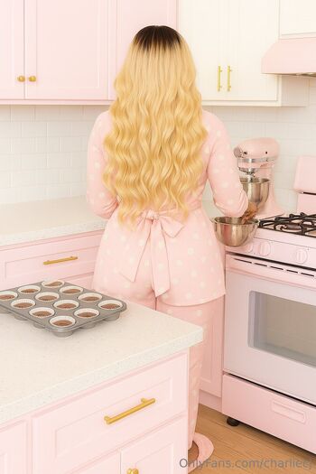 Charlie Jone / charliecj nude photo #6