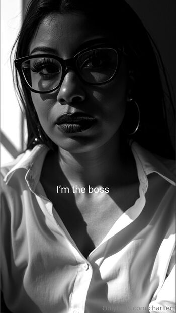 Charlie Jone / charliecj nude photo #10