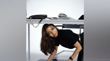 Charlie Jone / charliecj nude photo #13