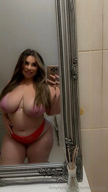 Charlie GG Explicit Feed / charliefoxxxuk nude photo #9