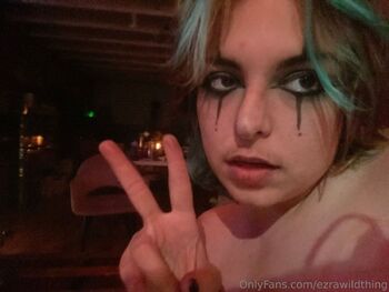 Charli / charliewildthing nude photo #19