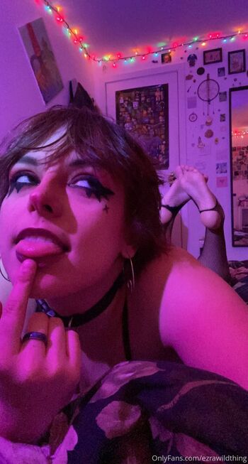 Charli / charliewildthing nude photo #30