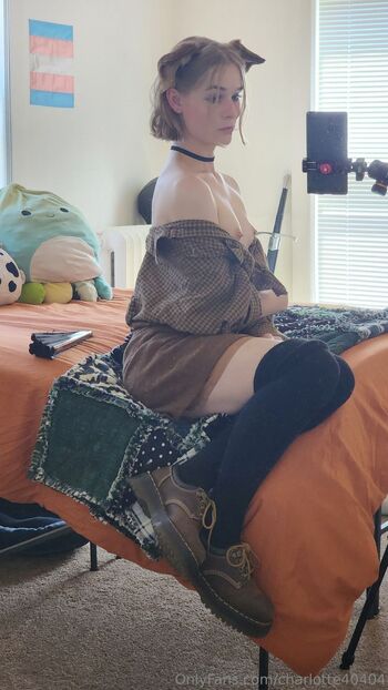 Charlott / charlotte40404 nude photo #4