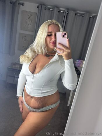 Charlotte / charlotteberryx nude photo #12
