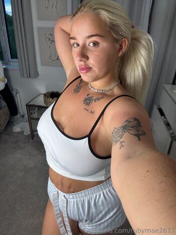 Charlotte / charlotteberryx nude photo #27