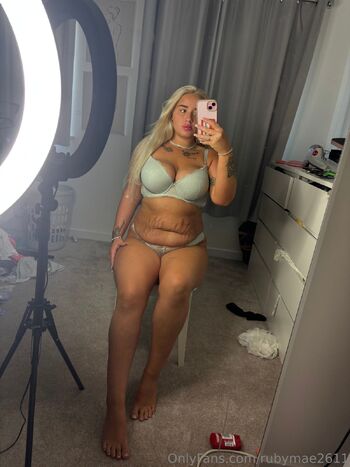 Charlotte / charlotteberryx nude photo #34