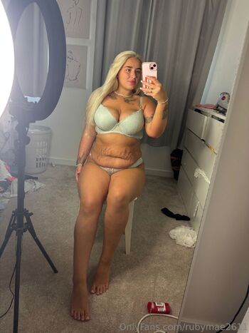 Charlotte / charlotteberryx nude photo #35