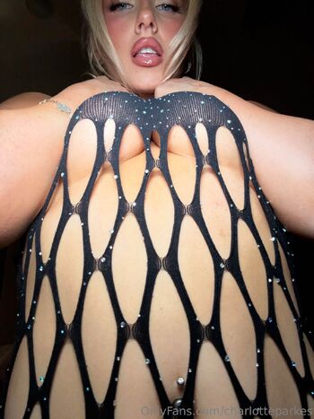 Charlotte Parke / charlotteparkes nude photo #15