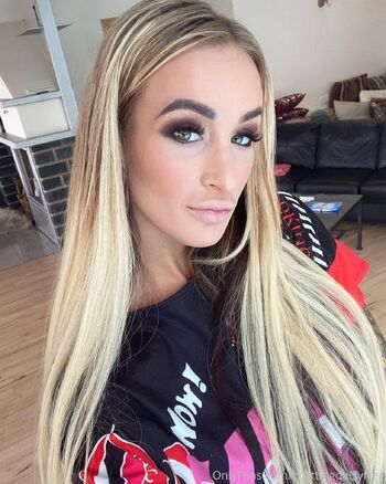 Wild Fantasy Daisy / chattingdaisyy nude photo #19