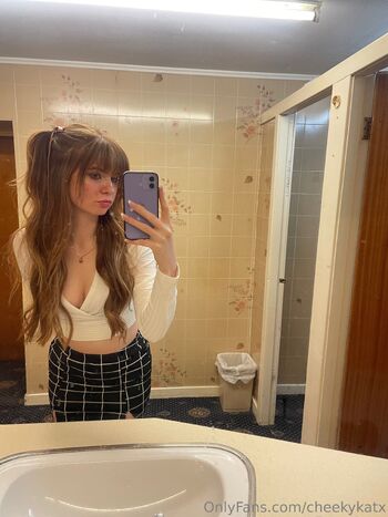 Ka / cheekykatx nude photo #19