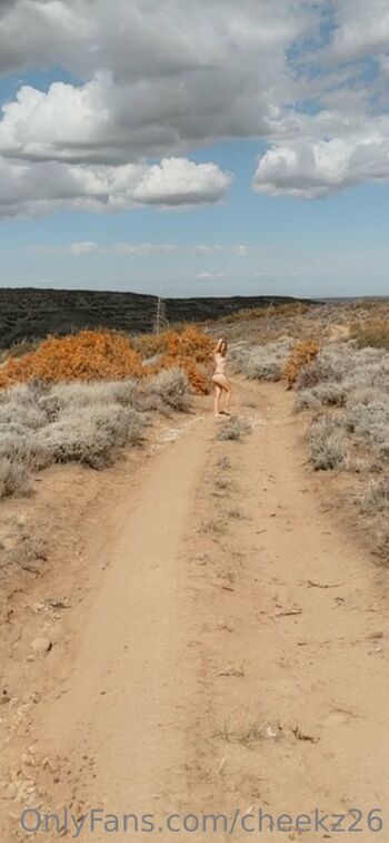 Cheek / cheekz26 / sexycheekz26 / sexycheeks2022 nude photo #5