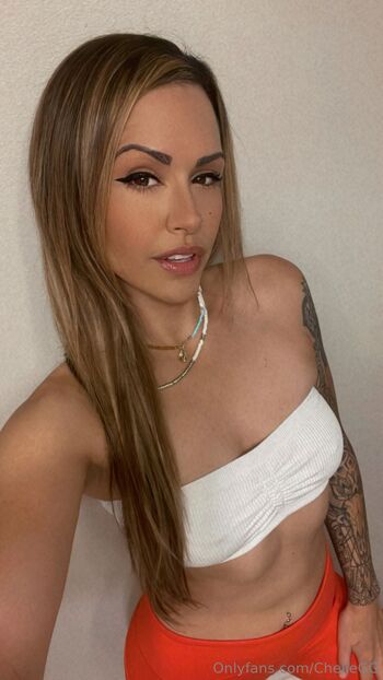 ChelleG / chellegg nude photo #1