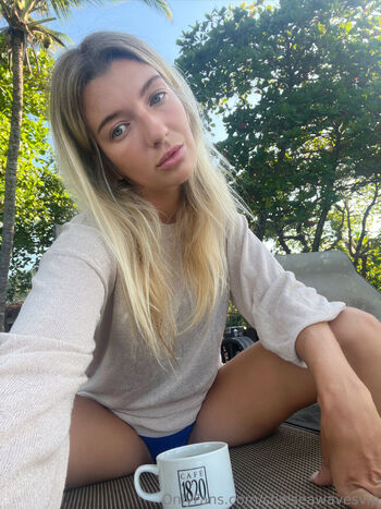 Chelse / chelseawavesvip / chelseawavesxo nude photo #4