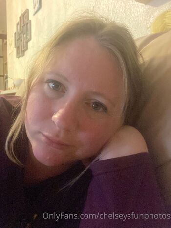 Chelsey Cartwrigh / chelseysfunphotos nude photo #2