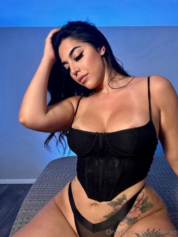 Sharon Ros / cher.xo nude photo #1