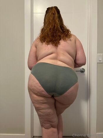 Cherrie West / cherrie.west.xo nude photo #10