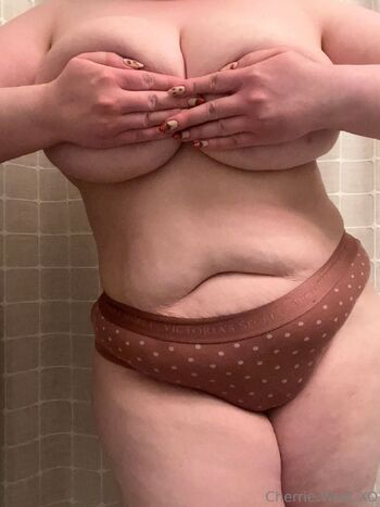 Cherrie West / cherrie.west.xo nude photo #13