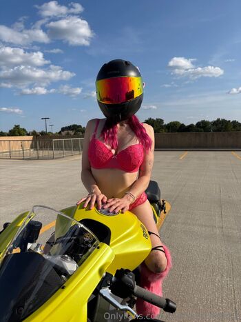 CherryBomBerry / cherrybomberrie nude photo #16