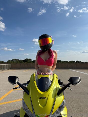 CherryBomBerry / cherrybomberrie nude photo #19