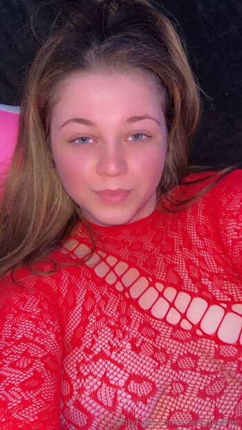 𝒞𝓊𝓇𝓋𝓎 𝒞𝒽ℯ𝓇𝓇𝓎 BDAY 810 / cherryjaxfree nude photo #12