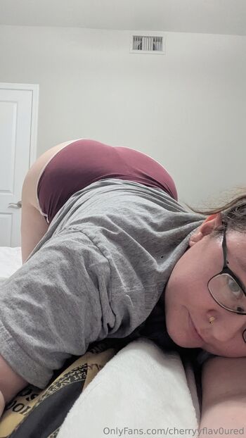 Cherryy FREE OF / cherryyflav0ured nude photo #39