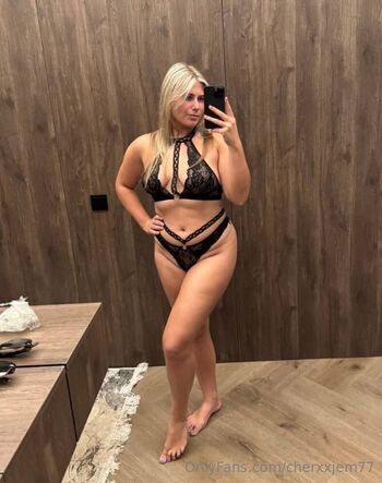 Cherxxje / cherxxjem77 nude photo #24