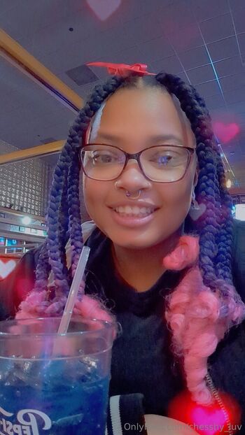 Chesshy Luvs Playroo / chesshy_luv nude photo #18