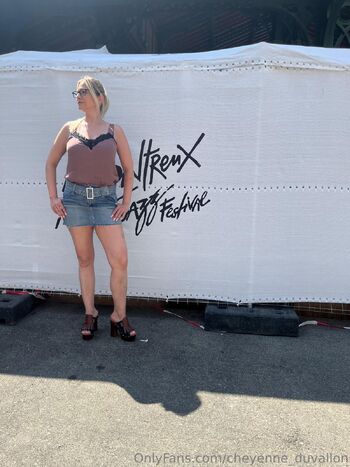 Cheyenne Duvallo / cheyenne_duvallon nude photo #1
