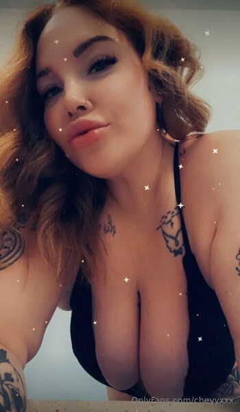 𝐎𝐇𝐇𝐇 𝐂𝐇𝐄𝐘𝐘 / cheyyxxx nude photo #1