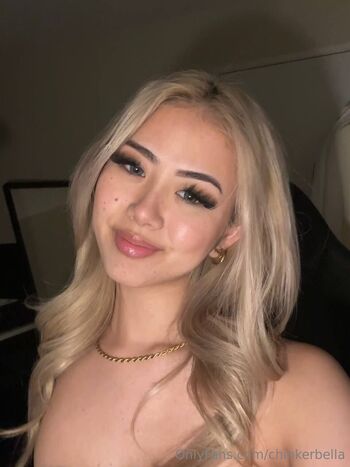 bella / chinkerbella nude photo #1