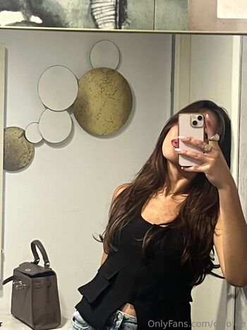 Chlo / chlo-ee nude photo #13