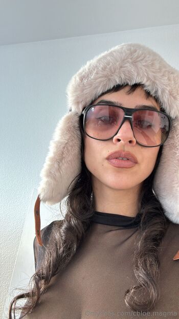 Chloe / chloe.magma / magma.blue nude photo #24