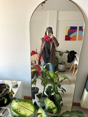 Chloe / chloeeclark nude photo #4