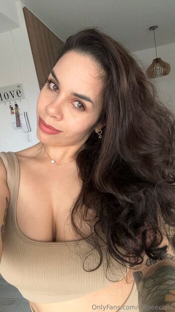 Chloe / chloeeclark nude photo #9