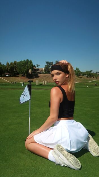 u1619996 / chloejanee nude photo #13