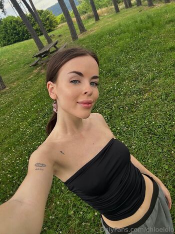 Chloe Lo / chloelolo / chloeeloloo nude photo #27