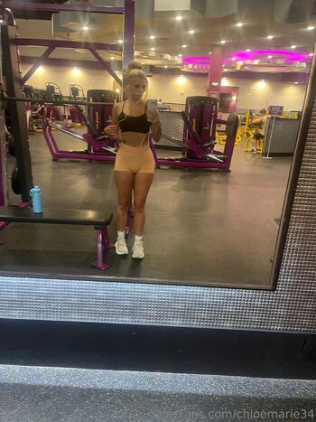 marie / chloemarie34 nude photo #8